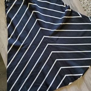 White House Black Market Skirt